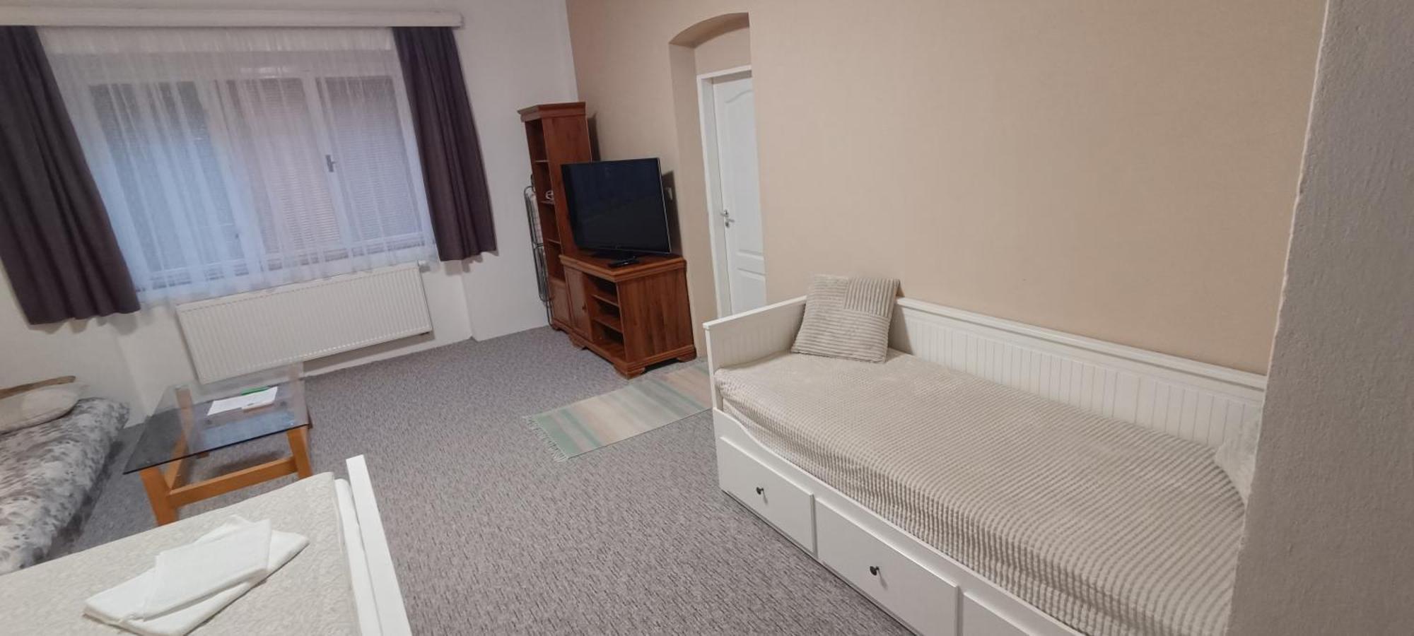 Apartman Horni Slavkov Hodinarstvi Dış mekan fotoğraf