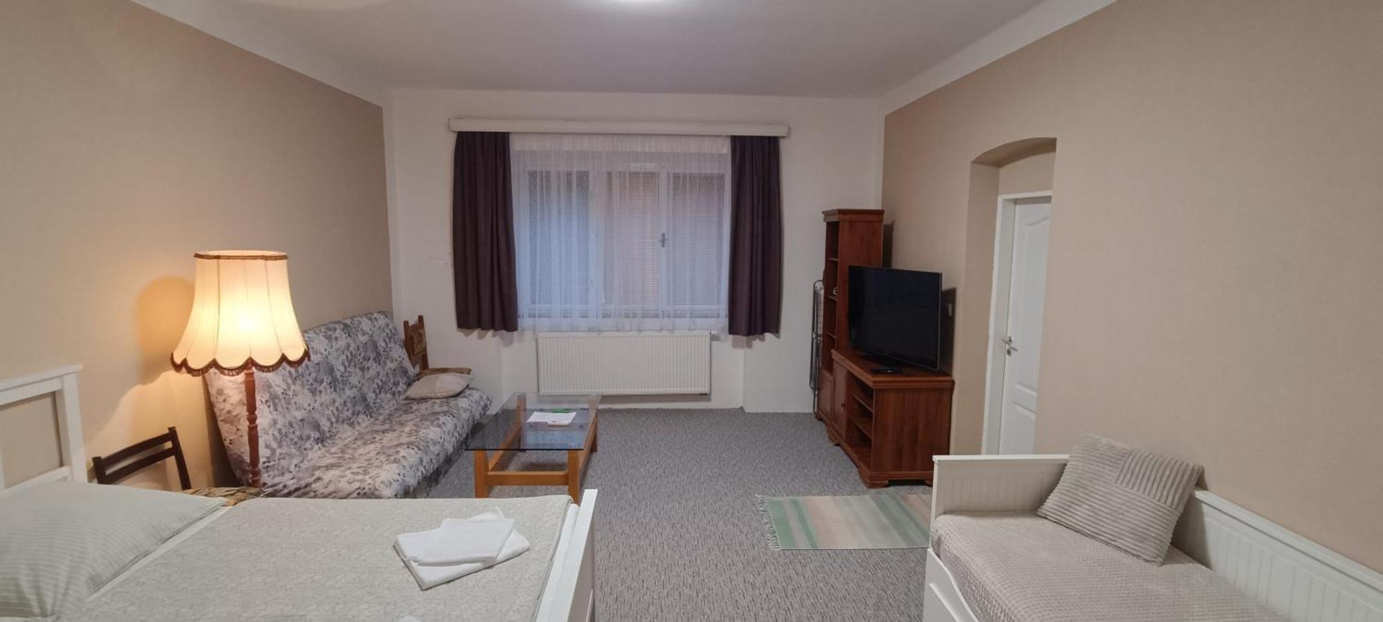 Apartman Horni Slavkov Hodinarstvi Dış mekan fotoğraf
